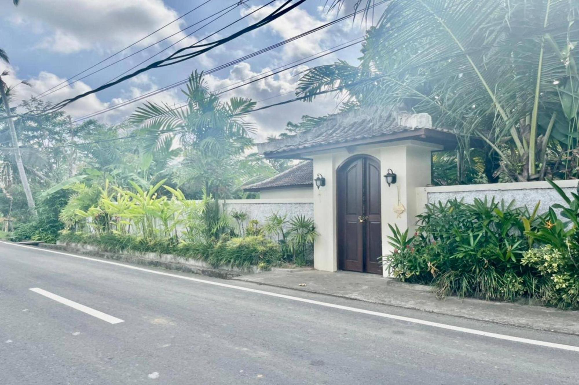 Belvilla Chaitanya Niketan Villa *